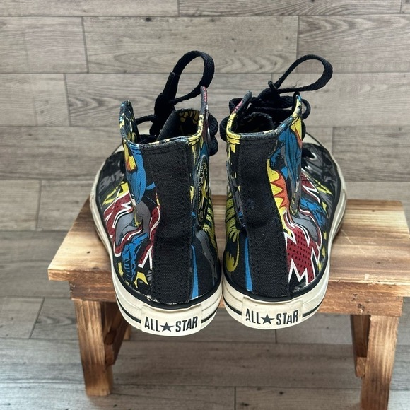 Converse | Chuck Taylor All Star DC Batman Style Hi Top Shoes | Size 2 (Youth) - Picture 4 of 7